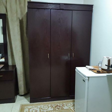 Al Rawda Furnished Units Aparthotel Табук Екстериор снимка