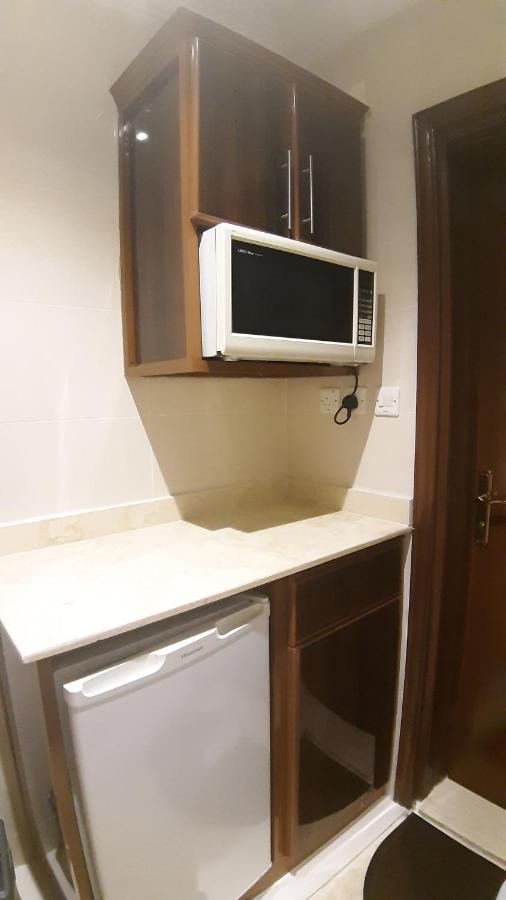 Al Rawda Furnished Units Aparthotel Табук Екстериор снимка