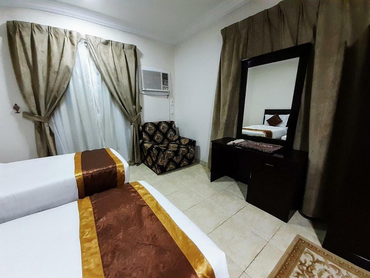 Al Rawda Furnished Units Aparthotel Табук Екстериор снимка